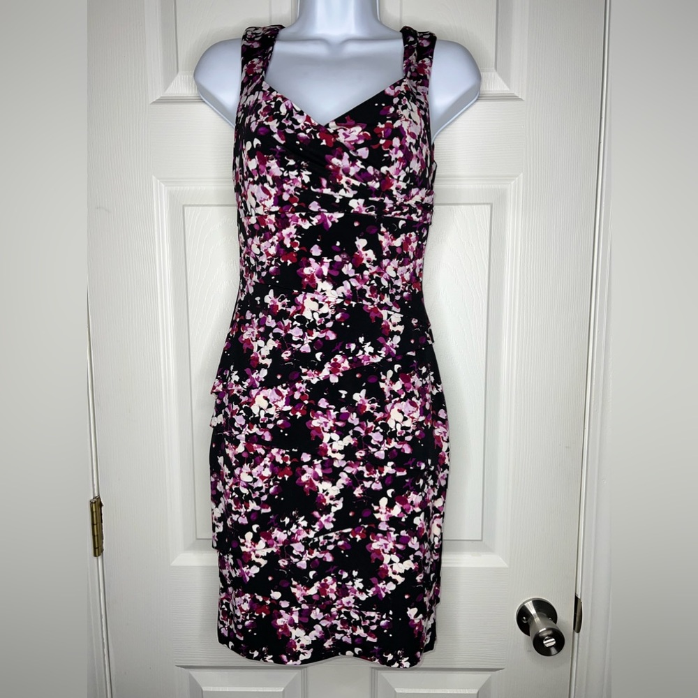 White House Black Market Size 2 Instantly Slimming Black Dress Pink Floral XS